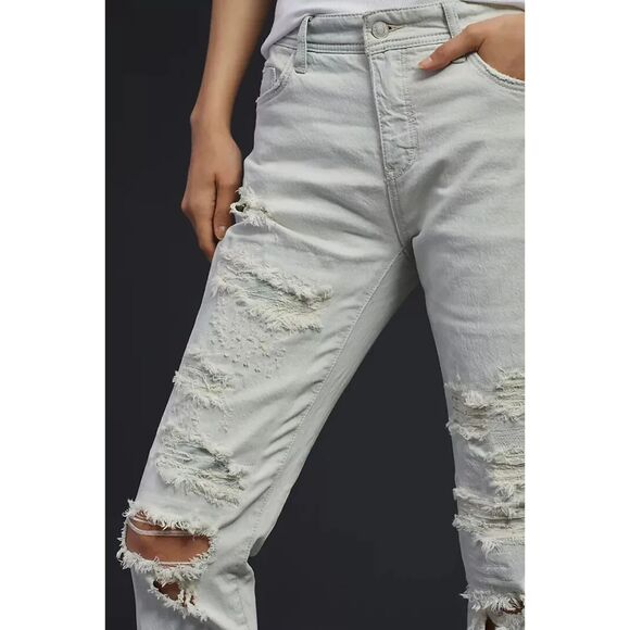 ANTHROPOLOGIE | PILCRO Light Acid Wash Distressed Slim Boyfriend Jeans Size 26 - Picture 3 of 11